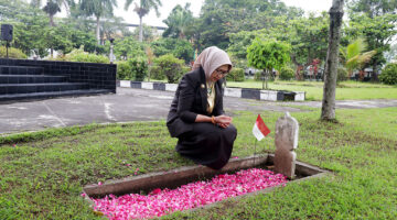 Bupati Lumajang : Menjadi Pahlawan Masa Kini Tidak Harus Angkat Senjata, Melainkan dengan Berkarya dan Berbuat Nyata untuk Bangsa
