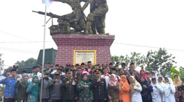 Kecamatan Rowokangkung Menggelar Upacara Hari Pahlawan 10 November 2025, Bertempat di Tugu Monumen Soekertiyo