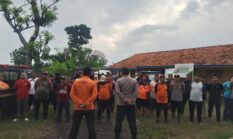 Balita Probolinggo Hanyut di Sungai Bayeman, Polsek Tongas dan BPBD Hingga Basarnas Lakukan Penyisiran