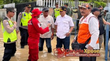 Brebes Siaga Penuh! Wabup Wurja Terjang Banjir, Pastikan Bantuan Darurat dan Benteng Tanggul Demi Keselamatan Warga yang Terkepung