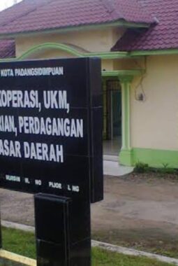 Kabid Perdagangan yang Baru Dilantik Diminta Ardi dongoran, Agar dapat Mendongkrak Retribusi Pasar Kota Padangsidimpuan