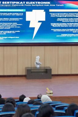 Bicarakan Digitalisasi Layanan Pertanahan di Universitas Udayana, Wamen Ossy: Bukan Sekadar Ganti Dokumen Kertas ke Digital