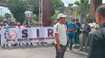 Massa SIRA dan PST Minta Kejati Sumsel Dalami Dugaan Aliran Dana Yang Mengalir Ke “HM’ Senilai 400 Jt Pengkondisian Proyek Dinas PUPR Kabupaten Muara Enim