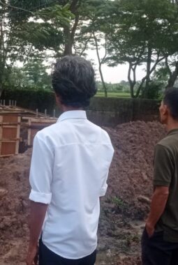 Pembangunan Tower BTS XL Smart di Desa Pasir Gintung Jadi Sorotan Aktivis Jayanti, Legalitas Perizinan Dipertanyakan