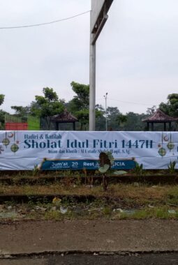 Sholat Idul Fitri 1447 H di Rest Area Alicia PCM Lumbang Sediakan Mamin Gratis Untuk Jamaah