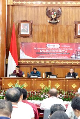 Gubernur; KONI Harus Fokus Bina Cabor Berbasis Kearifan Lokal Bali