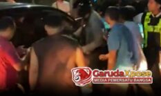 POLISI ASAL MALANG DIKEROYOK DEBT COLLECTOR DI PANTAI KUTA BALI