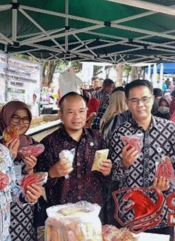 Wabup Brebes Resmikan Gerakan Pangan Murah Jelang Lebaran, Harga Lebih Terjangkau Demi Kesejahteraan Warga dan Stabilitas Ekonomi Lokal
