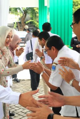 Halalbihalal Pemkot Probolinggo, Ribuan ASN Padati Halaman Kantor di Hari Pertama Masuk Kerja