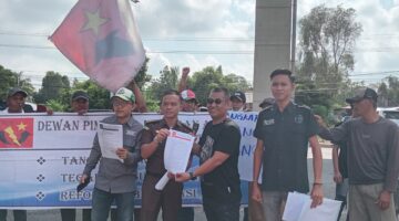 Massa JAKOR Minta Kejati Sumsel Usut Tuntas Dugaan KKN Yang Mengakibatkan Kerugian Negara di Sekretariat DPRD Kabupaten PALI