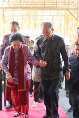 Dampingi Presiden Kelima RI, Gubernur Koster Kawal Lompatan HKI Bali