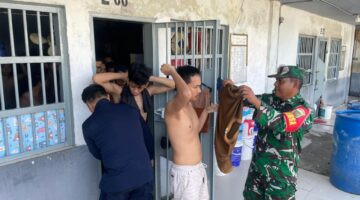 RUTAN KELAS I PALEMBANG LAKSANAKAN RAZIA SERENTAK, CIPTAKAN KONDISI AMAN DAN KONDUSIF