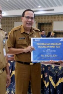 Sekda Resmi Menutup Masa Pengabdian 108 ASN Dilingkungan Pemkot Tangerang