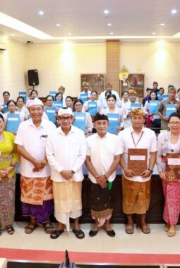 Info Denpasar Soal Pujawali  dan Penyerahan SK 41 Kepsek