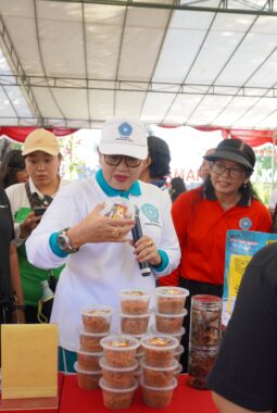 Pasar Rakyat PKK Bali Jadi Motor Penggerak Ekonomi Petani dan UMKM