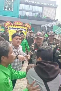 Aksi Tuntut Perubahan Warnai Muscab PKB Kabupaten Tangerang, Satu Pengurus Terjatuh Saat Dorong-dorongan