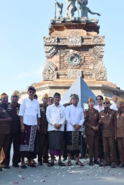 Info Denpasar Bali Soal  Apel, Giat Posyandu dan Sembako
