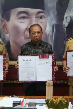 Gubernur Koster Satukan Kekuatan, PSEL Denpasar Raya Harapan Baru Pulau Dewata