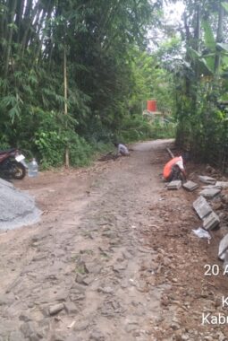 Teka-Teki Proyek Paving Blok di Bojong Loa, Minim Informasi Publik