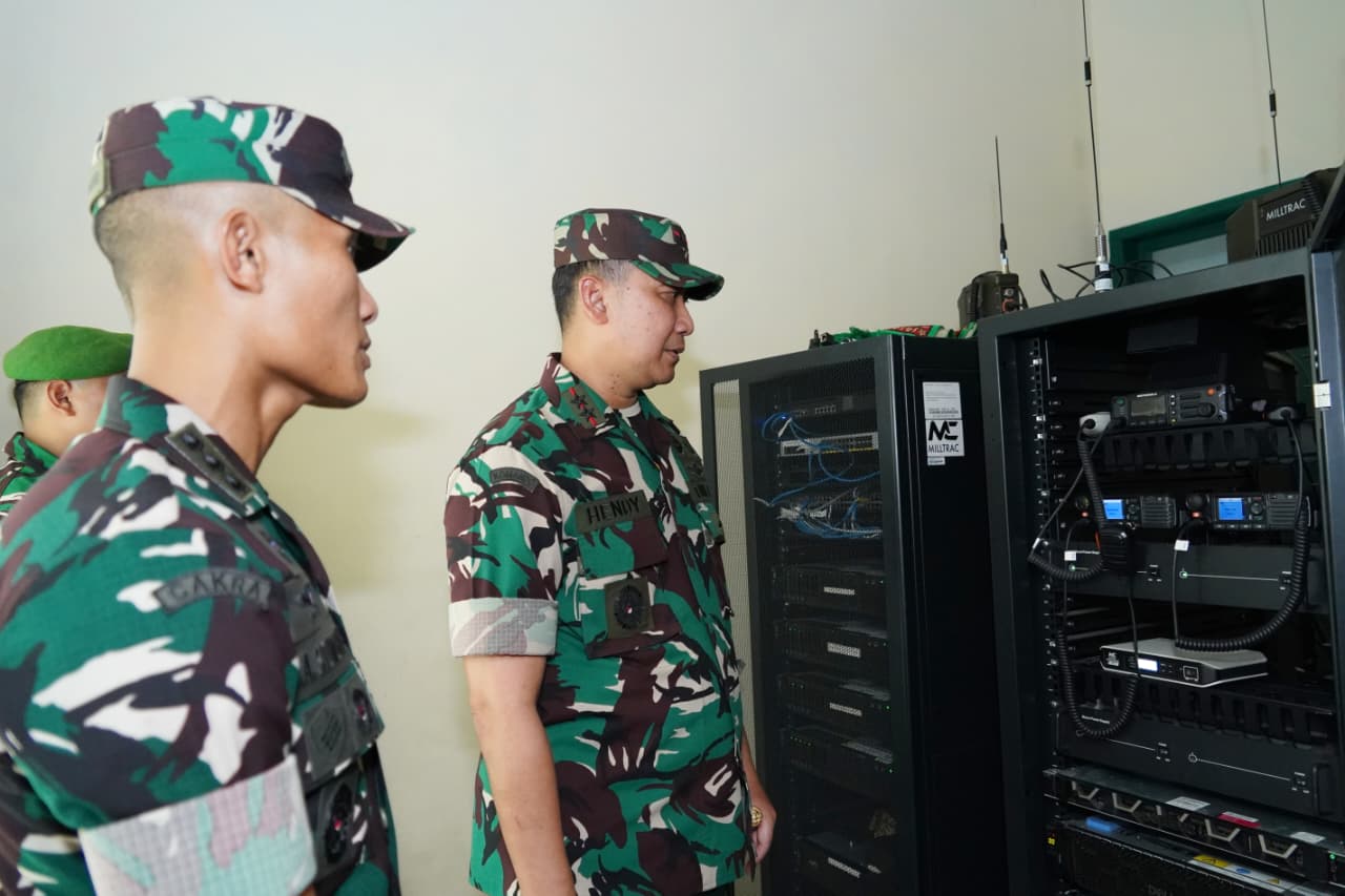 Pangdam I/BB Tinjau Komlekdam I/BB, Pastikan Kesiapan Alkomlek dan Operasional Satuan