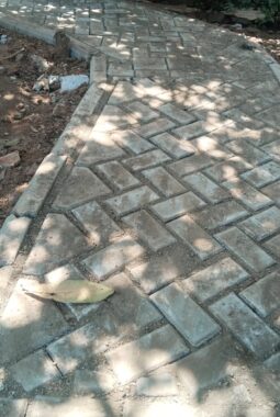 Proyek Paving Blok Desa Tipar Raya Disorot: Diduga Dikerjakan Asal-Asalan, Kualitas Dipertanyakan