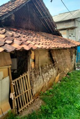 RTLH Milik Ibu Karnasih di Kresek Diduga Luput dari Perhatian, Aktivis Soroti Kinerja Pemerintah