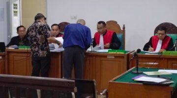 Sidang Lanjutan Gugatan 2 Wartawan Senior, Petinggi SUMEKS Tidak Nongol, Hanya Diwakili Kuasa Hukum