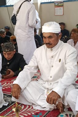 Umat Hindu Bromo Rayakan Saraswati Wujud Penghormatan Terhadap Ilmu Pengetahuan