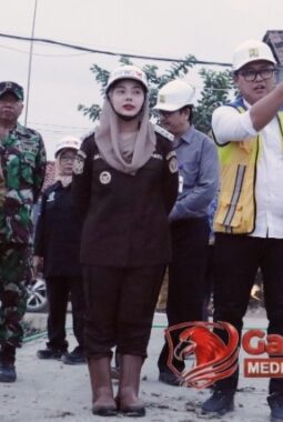 Pembangunan Sekolah Rakyat Brebes Dikebut hingga Malam, Jembatan Bailey Jadi Kunci Percepatan Target Juni 2026
