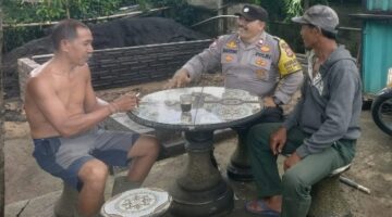 Menjaga Situasi Kamtibmas Aman Dan Kondusif, Bhabinkamtibmas Singakerta Rutin Melaksanakan Sambang Warga Binaan