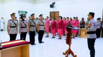 Serah Terima Jabatan Kasat Resnarkoba dan Kasat Lantas, Kapolres Gianyar Tekankan Profesionalisme Dan Pelayanan Presisi