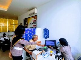 Satpas SIM Polresta Denpasar Berikan Pelayanan Humanis, Pemohon Dibantu Langsung Dengan Ramah Dan Profesional