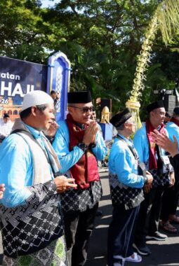 Lepas 1.312 Jemaah Haji, Bupati Ipuk: Doakan Kebaikan untuk Banyuwangi