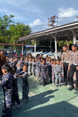 Polantas Menyapa, Satlantas Polres Sibolga Edukasi Tertib Lalu Lintas kepada Murid TK