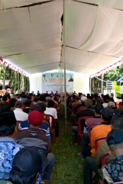 DEKLARASI KONSERVASI HUTAN DI SEMPU DIHADIRI RATUSAN WARGA, ABSENNYA BUPATI BANYUWANGI JADI SOROTAN TAJAM