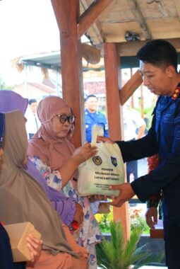 Lapas Banyuwangi Resmikan Kelurahan Pakis Jadi Wilayah Binaan, Hadirkan Cek Kesehatan Gratis hingga Bansos
