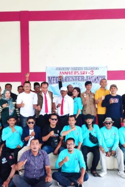 HUT ke-3 MCJ, Santuni 50 Anak Yatim, Kades dan Pejabat Kecamatan Jayanti Absen Hadiri Undangan