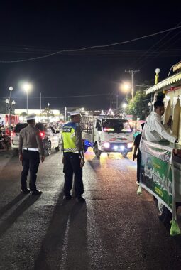 Berjalan Kondusif, 80 Personel Polres Tapteng Amankan Pawai Takbiran Idul Adha 1447 H