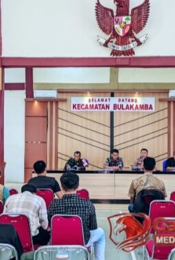 Musyawarah Masyarakat Desa Jubang Desak Transparansi Anggaran BUMDes 2021–2026, Warga Terima Laporan Pertanggungjawaban di Kantor Kecamatan Bulakamba