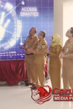 Cegah Korupsi Waktu, Pemkab Brebes Wajibkan ASN “Selfie Kedip Mata” untuk Absen