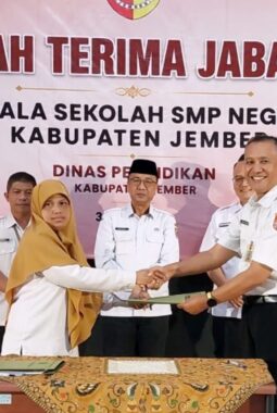 Dispendik Jember Akselerasi Sertijab Kepsek SMP, Siap Hadapi SPMB 2026/2027 & Genjot Edukasi Sampah