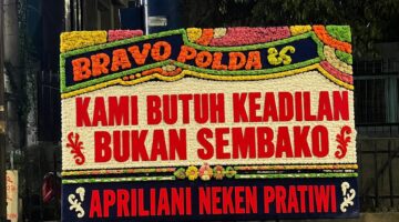 Papan Bunga Bertebaran di Tugu Adipura, nanun tidak ada lagi sembako tukar nyawa. Keluarga Minta Keadilan untuk Joni Iskandar