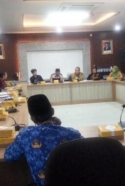 Warga Modernland Mengeluhkan Jalan Rusak dan PSU Yang Belum Diserah Terima Ke Pemkot Tangerang