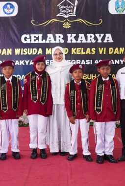 Sempat Putus Sekolah, Siswa Sekolah Rakyat Banyuwangi Kini Lulus dan Percaya Diri Menatap Masa Depan