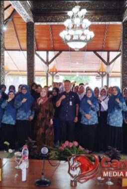 TP PKK BREBES AJAK REMAJA DAN ORANG TUA TANGKAL NARKOBA SERTA PAHAMI PUBERTAS