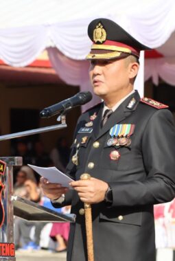 Semarak Hari Bhayangkara ke-80, Polres Tapteng Gelar Upacara, Syukuran, dan Beri Penghargaan kepada Pemenang Lomba