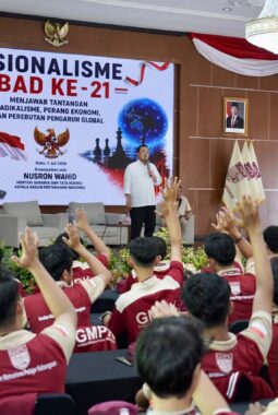 Jadi Pembicara di Diklat Pratama DPP GMPK, Menteri Nusron: Nasionalisme Menjadikan Bangsa yang Kuat