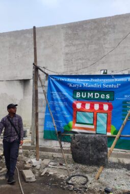 Diduga Mangkrak, Pembangunan Kantor BUMDes Desa Sentul Disorot karena Minim Transparansi