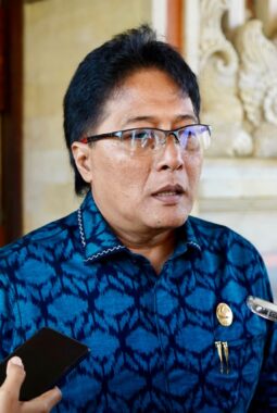 Wagub Giri Sebut Sinergi Eksekutif-Legislatif untuk Kesejahteraan Krama Bali