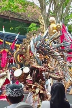 BEC 2026 “Perang Bayu” Memukau Ribuan Penonton, Pariwisata Banyuwangi Makin Bergairah